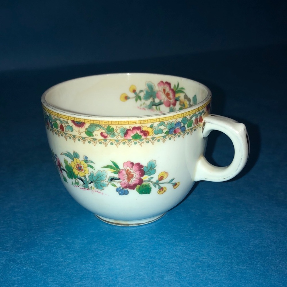 Foley Bone China Ming Rose Teacup